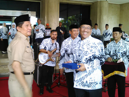 Pencarian PGRI Tapin - Persatuan Guru Republik Indonesia Cabang Tapin